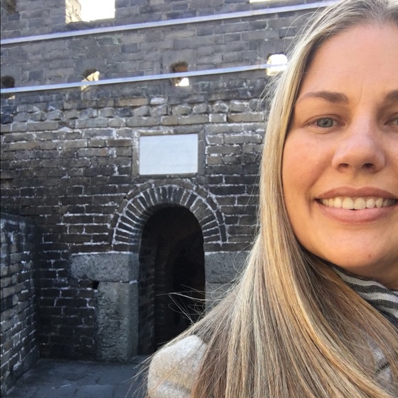 Meet your Posher, Cori - Picture 1 of 1